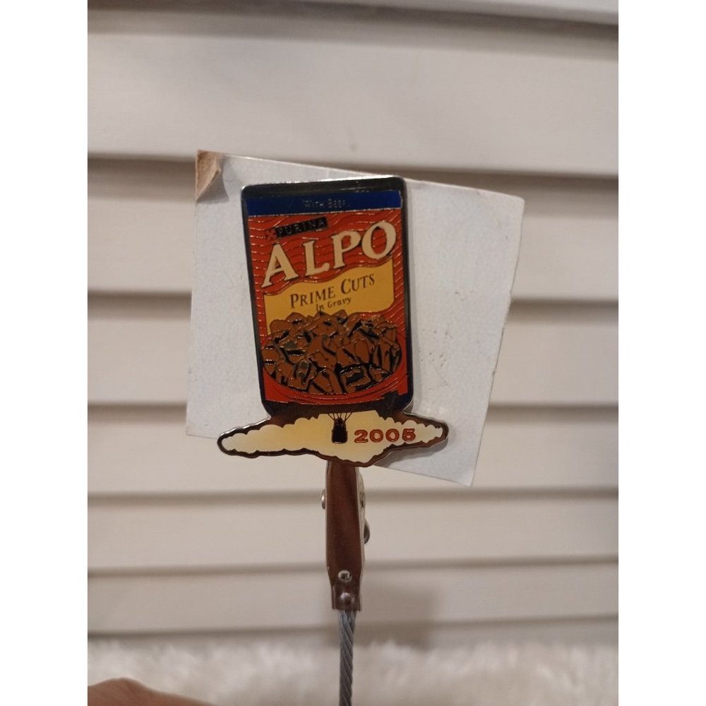 2005 Alpo hot air balloon pin